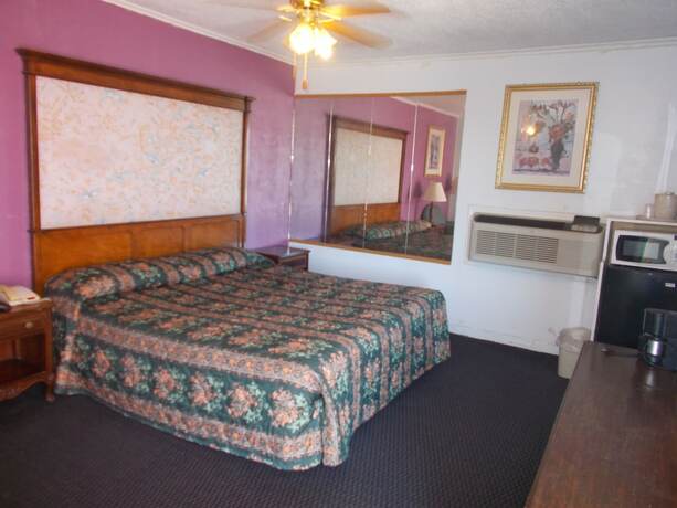 Imagen general del Hotel Hillside Motel. Foto 15