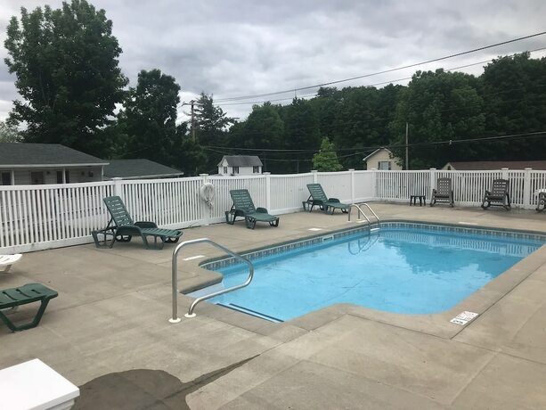 Imagen general del Hotel Hillside Motel, Lake George. Foto 7
