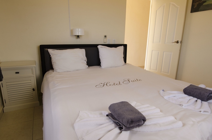 Imagen de la habitación del Hotel Hillside Resort. Foto 3