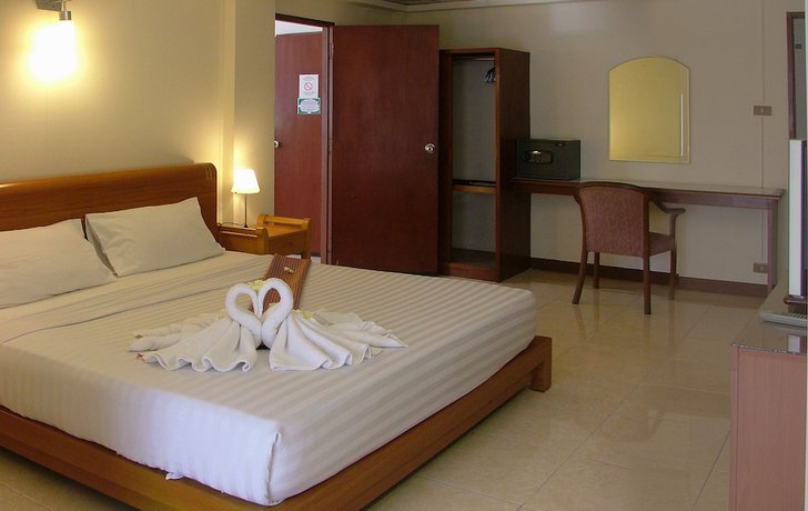 Imagen de la habitación del Hotel Hillside Resort Pattaya. Foto 5