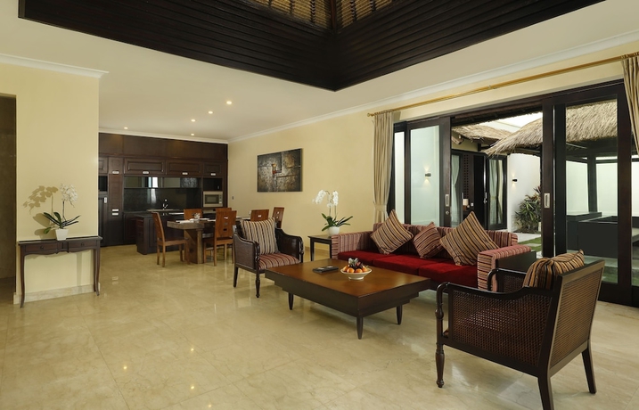 Imagen de la habitación del Hotel Hillstone Villas Resort Bali. Foto 5