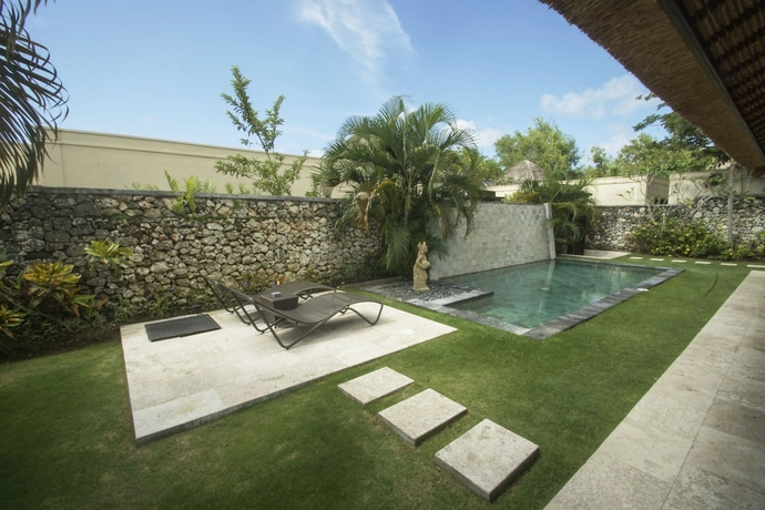 Imagen de la habitación del Hotel Hillstone Villas Resort Bali. Foto 16