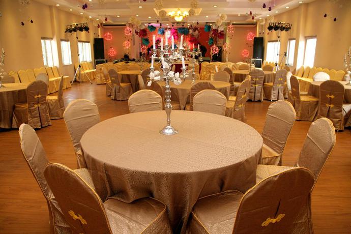 Imagen del bar/restaurante del Hotel Hilltake Wellness Resort and Spa. Foto 3