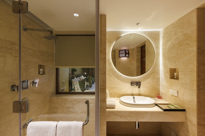 Imagen de la habitación del Hotel Hilltone. Foto 9