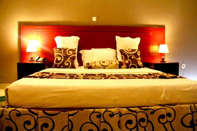 Imagen de la habitación del Hotel Hilltop Country Club. Foto 7