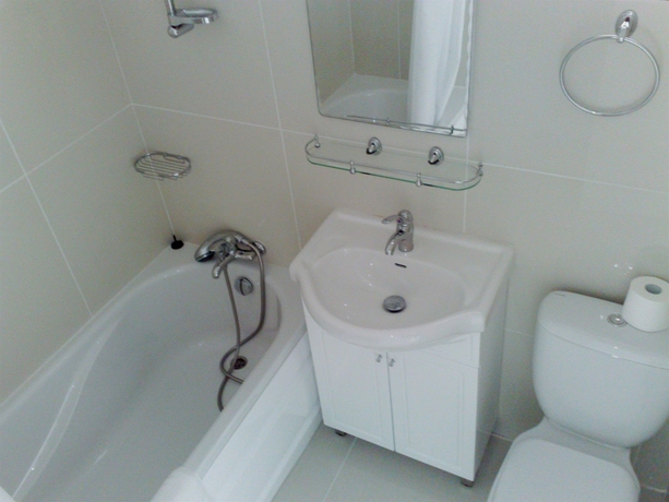 Imagen de la habitación del Hotel Hilltop Gardens. Foto 3