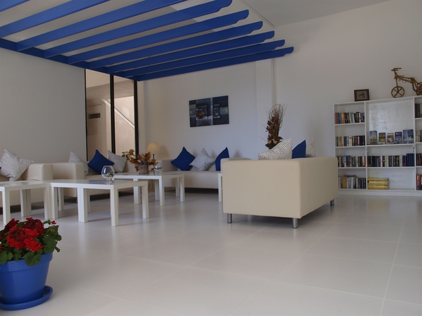 Imagen de los interiores del Hotel Hilltop Gardens. Foto 9