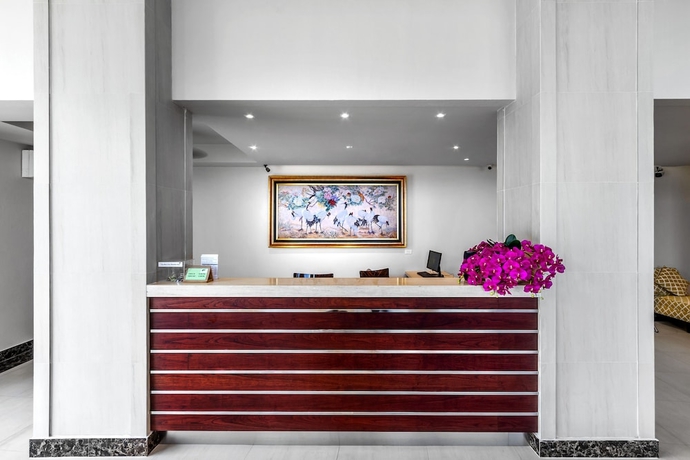 Imagen de los interiores del Hotel Hilltop Hotel by the Lantern Group. Foto 18