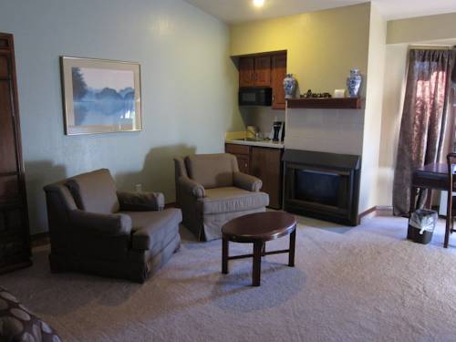 Imagen de la habitación del Hotel Hilltop Inn, Broomfield. Foto 13