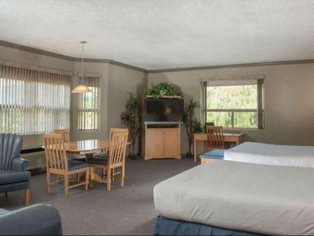 Imagen de los interiores del Hotel Hilltop Inn, Salmon Arm. Foto 18