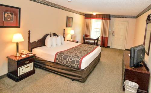 Imagen de la habitación del Hotel Hilltop Inn and Suites - North Stonington. Foto 12