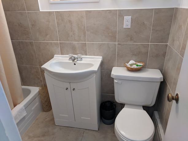 Imagen de la habitación del Hotel Hilltop Motel. Foto 4