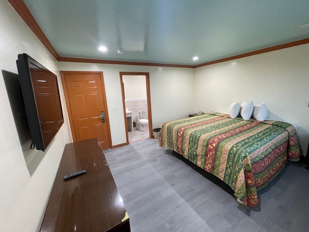 Imagen de la habitación del Hotel Hilltop Motor Inn. Foto 3