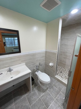 Imagen de la habitación del Hotel Hilltop Motor Inn. Foto 4