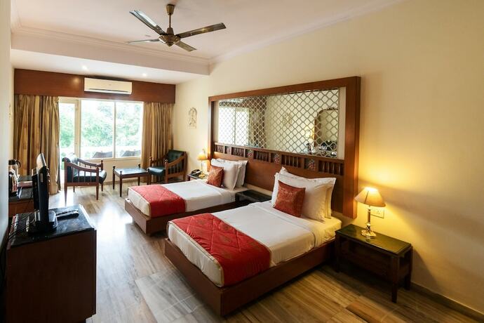 Imagen de la habitación del Hotel Hilltop Palace. Foto 24