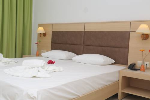 Imagen de la habitación del Hotel Hilltop, Pallini Municipal Unit. Foto 1
