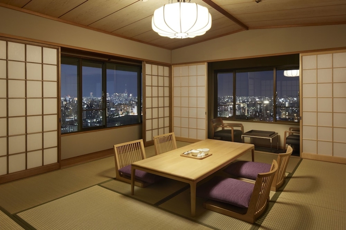 Imagen de la habitación del Hotel Hilltop Resort Fukuoka. Foto 6