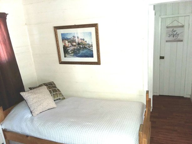 Imagen de la habitación del Hotel Hilltop Tavern and Inn. Foto 9