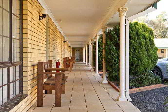 Imagen general del Hotel Hilltops Retreat Motor Inn, Young. Foto 4