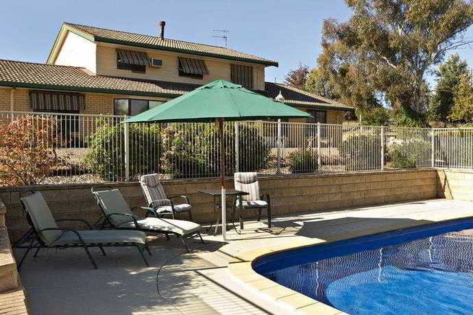 Imagen general del Hotel Hilltops Retreat Motor Inn, Young. Foto 7
