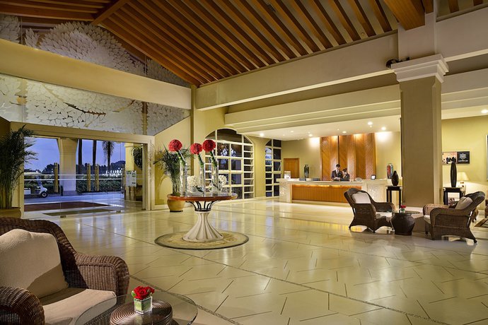 Imagen de los interiores del Hotel Hillview Golf. Foto 17