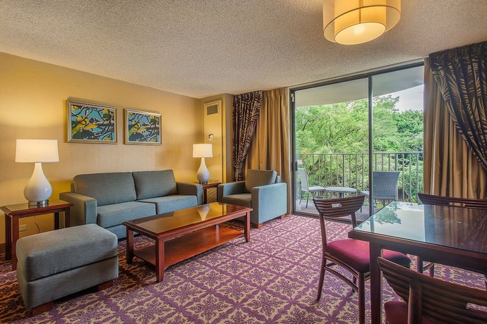 Imagen de la habitación del Hotel Hilo Hawaiian Hotel, Trademark Collection by Wyndham. Foto 12