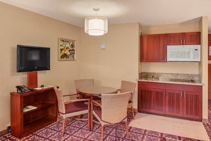 Imagen de la habitación del Hotel Hilo Hawaiian Hotel, Trademark Collection by Wyndham. Foto 14