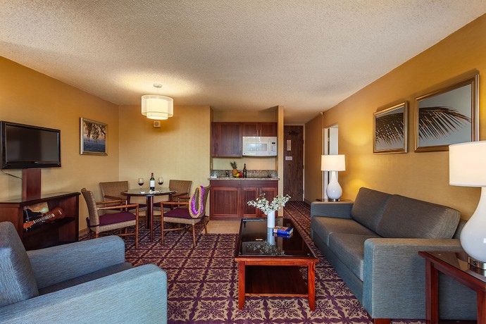 Imagen de la habitación del Hotel Hilo Hawaiian Hotel, Trademark Collection by Wyndham. Foto 18