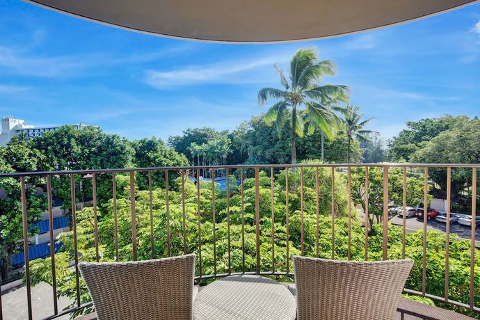 Imagen de la habitación del Hotel Hilo Hawaiian Hotel, Trademark Collection by Wyndham. Foto 20