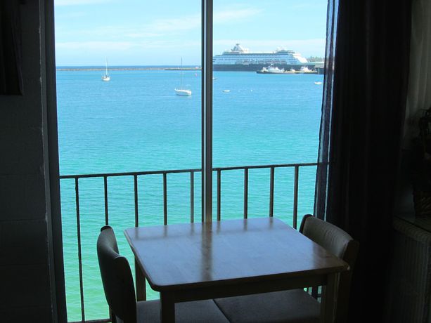 Imagen de la habitación del Hotel Hilo Reeds Bay. Foto 3