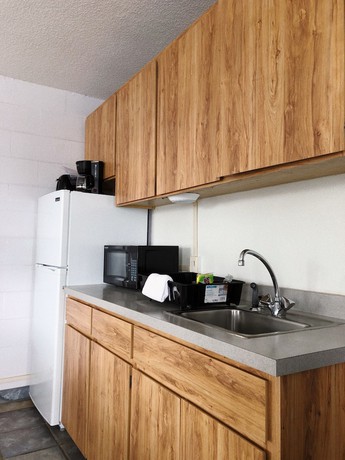 Imagen de la habitación del Hotel Hilo Reeds Bay. Foto 11