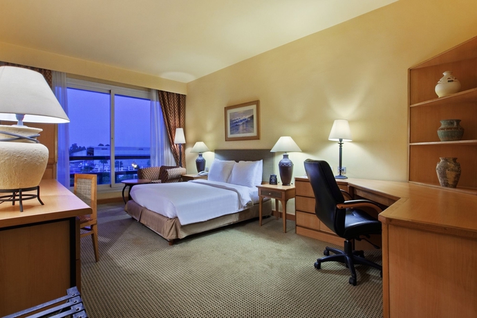 Imagen de la habitación del Hotel Hilton Alexandria Green Plaza. Foto 11