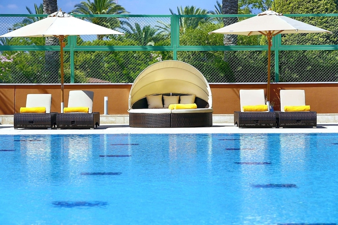 Imagen de la piscina del Hotel Hilton Alexandria King's Ranch. Foto 18