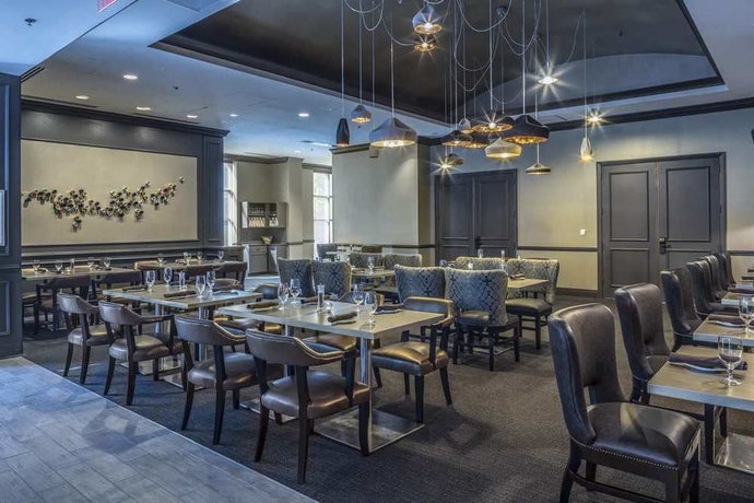 Imagen del bar/restaurante del Hotel Hilton Alexandria Old Town. Foto 4