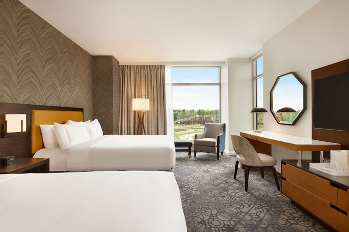 Imagen de la habitación del Hotel Hilton Alpharetta Atlanta. Foto 2
