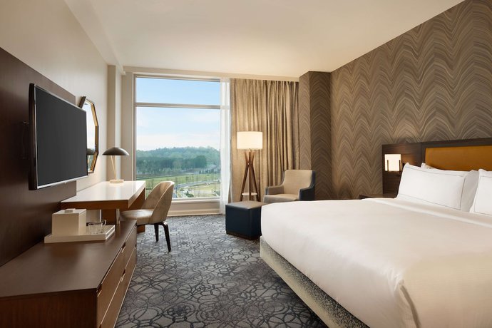 Imagen de la habitación del Hotel Hilton Alpharetta Atlanta. Foto 3