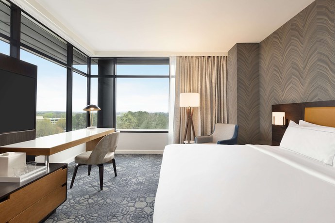 Imagen de la habitación del Hotel Hilton Alpharetta Atlanta. Foto 4
