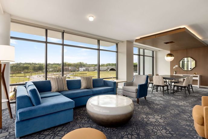 Imagen de la habitación del Hotel Hilton Alpharetta Atlanta. Foto 5