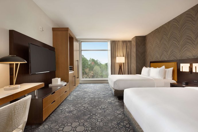 Imagen de la habitación del Hotel Hilton Alpharetta Atlanta. Foto 12