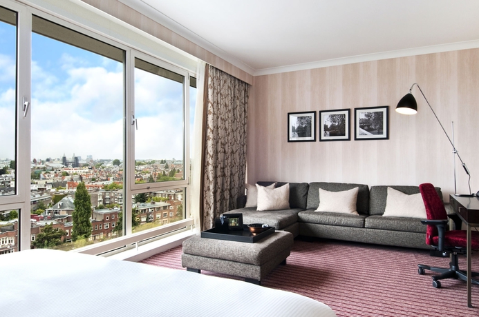 Imagen de los interiores del Hotel Hilton Amsterdam. Foto 12