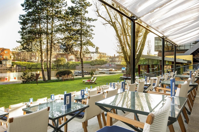 Imagen del bar/restaurante del Hotel Hilton Amsterdam. Foto 3