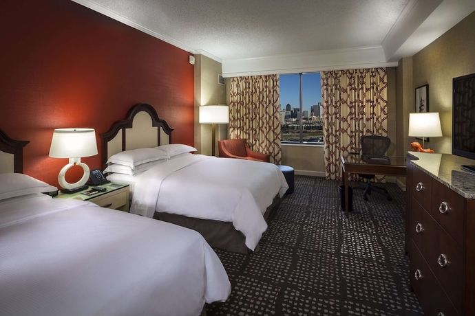 Imagen de la habitación del Hotel Hilton Anatole. Foto 7