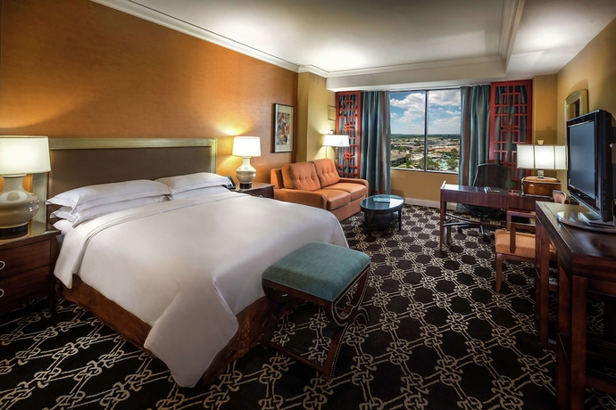 Imagen de la habitación del Hotel Hilton Anatole. Foto 9