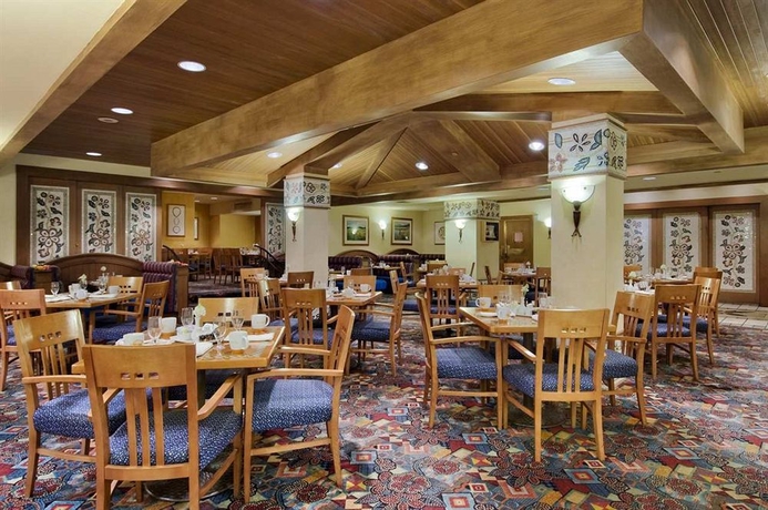 Imagen del bar/restaurante del Hotel Hilton Anchorage. Foto 3