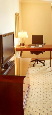 Imagen de la habitación del Hotel Hilton Antwerp Old Town. Foto 12