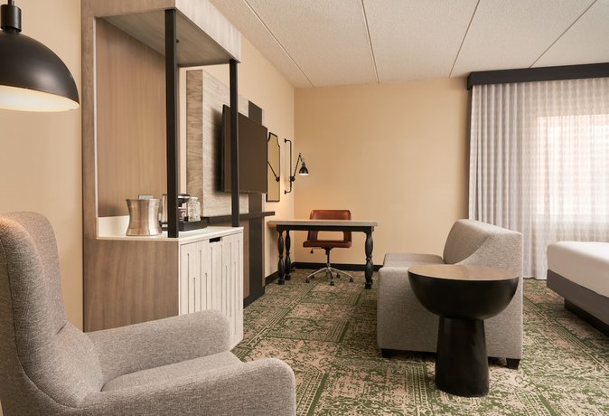 Imagen de la habitación del Hotel Hilton Appleton Paper Valley. Foto 19