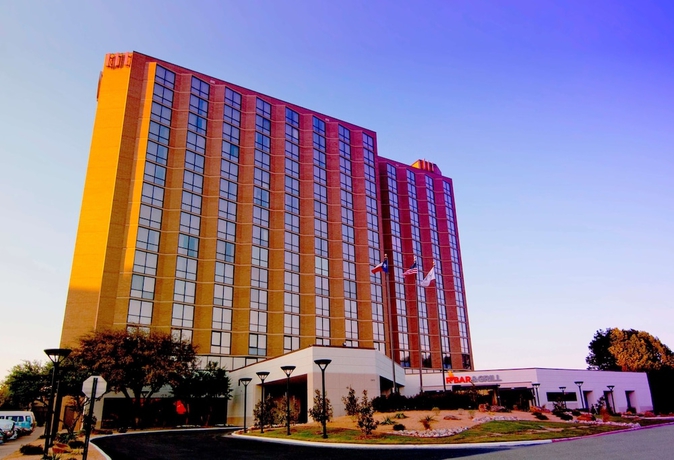 Imagen general del Hotel Hilton Arlington, ARLINGTON. Foto 1
