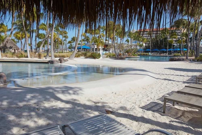 Imagen de los exteriores del Hotel Hilton Aruba Caribbean Resort and Casino. Foto 10