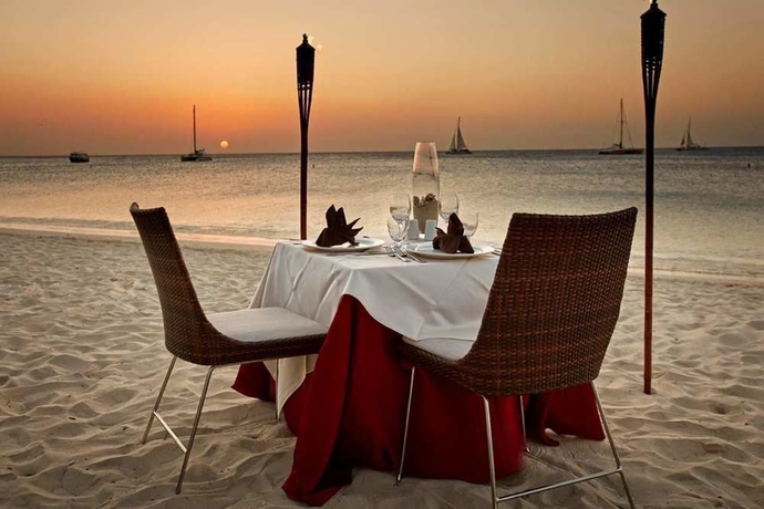 Imagen del bar/restaurante del Hotel Hilton Aruba Caribbean Resort and Casino. Foto 3