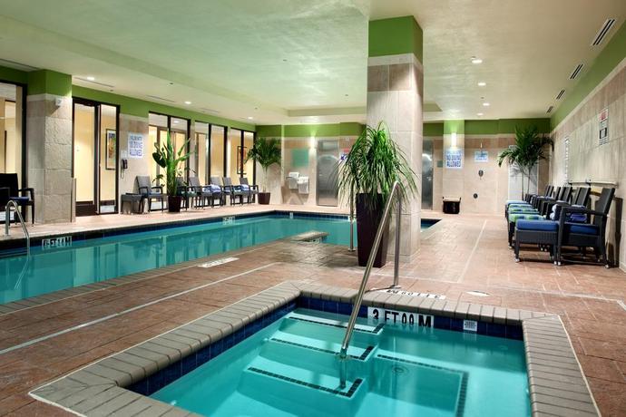 Imagen de la piscina del Hotel Hilton Asheville Biltmore Park. Foto 11